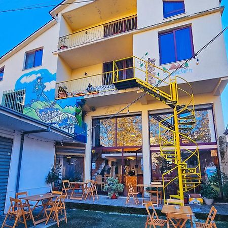 Traveler Hostel Shkodra Exterior foto