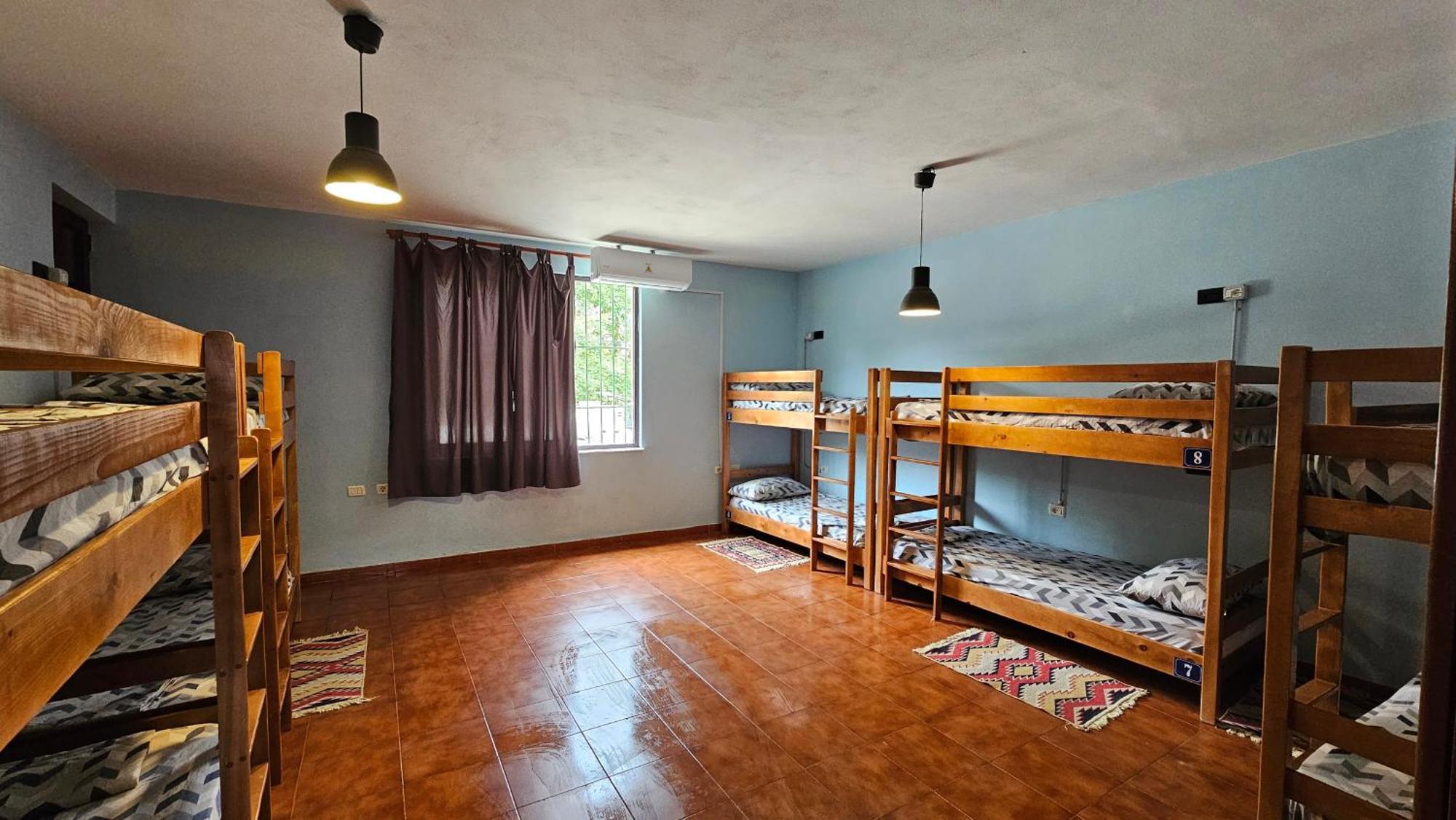 Traveler Hostel Shkodra Exterior foto